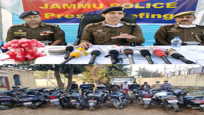 Jammu Police busts gang of thieves, recover 20 motorbikes, arrest nine