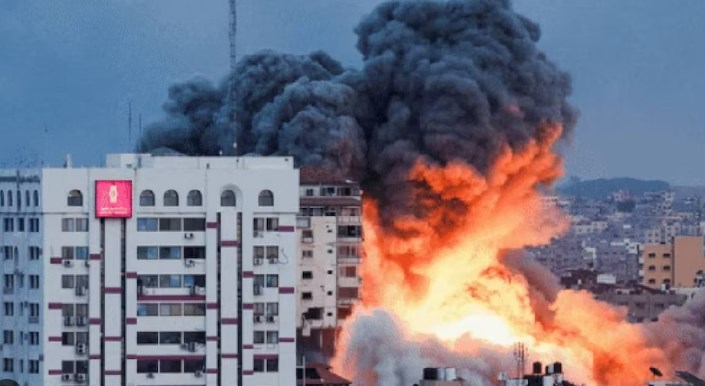 More than 300 killed in Hamas attack on Israel