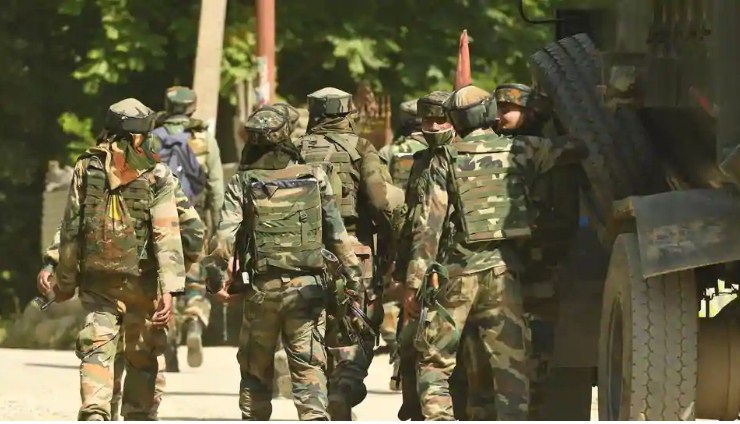 J&K: Pakistan violates ceasefire in Uri, One Army Jawan martyred, 2 Pak soldiers killed
