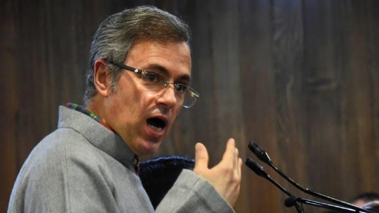 Indulging in Vandalism, damaging property no way help justice for little girl: Omar Abdullah 