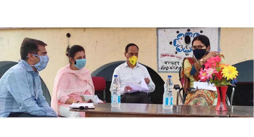 DC reviews arrangements at Pallanwala ahead of ahead of LG's visit