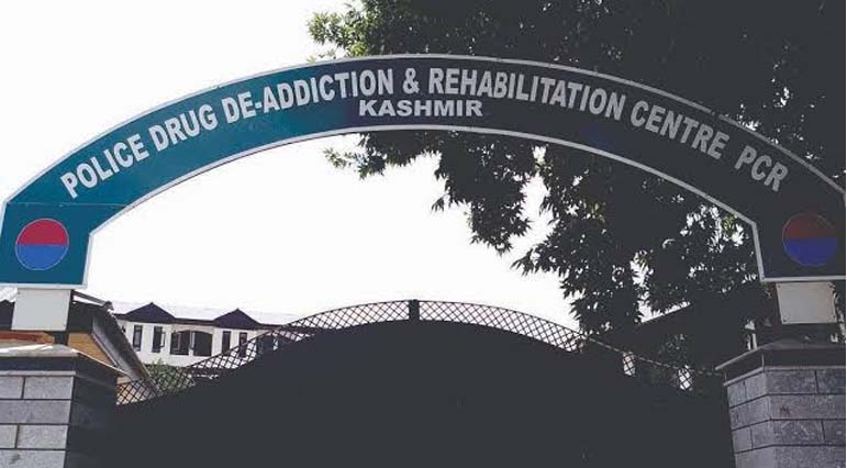 JK Govt to start Drug De-addiction facilities in new Medical Colleges by Jan 2020