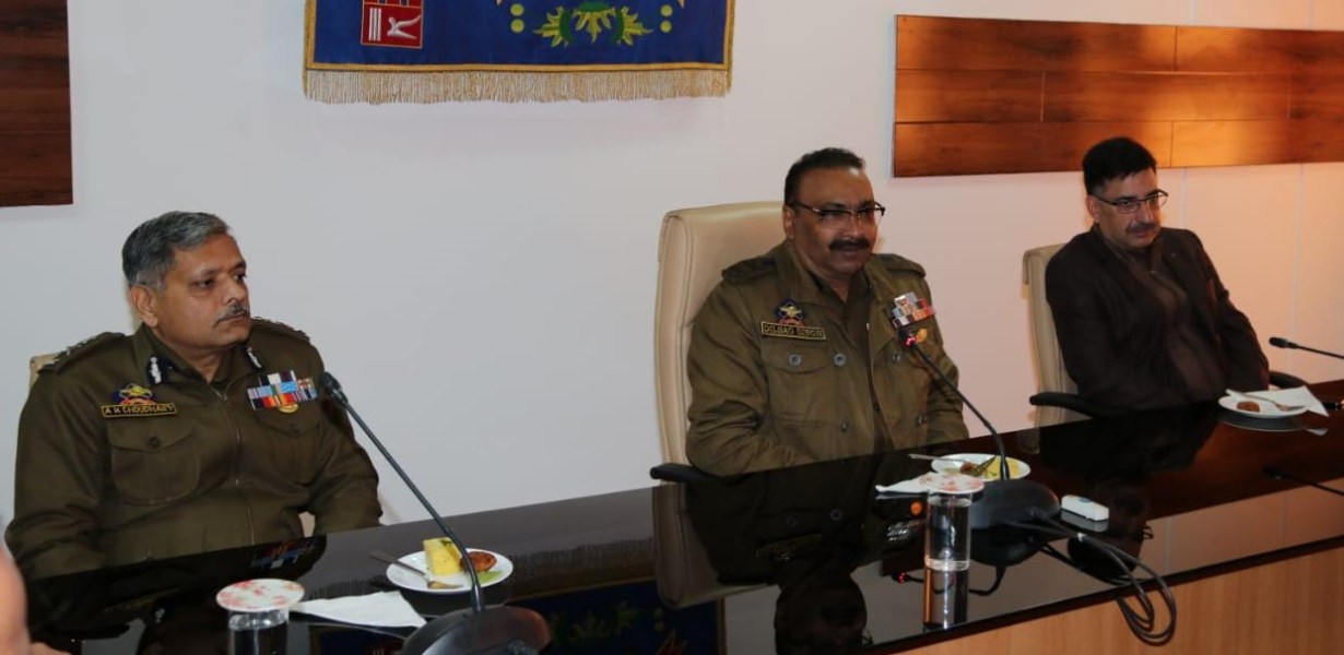 PHQ bids farewell to ADGP Shri A. K. Choudhary; DGP appreciates his services, welcomes Shri SJM Gillani