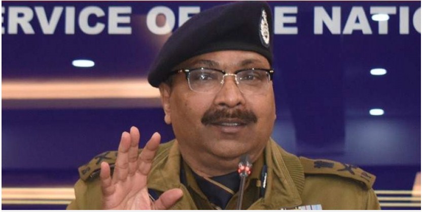 Desperate Pakistan, militant handlers trying various tactics to provoke people: J&K DGP