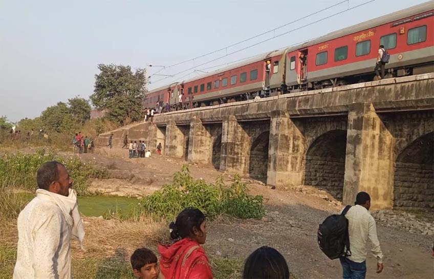 At least 12 dead after train runs over passengers who jumped to tracks fearing fire in Maharashtra