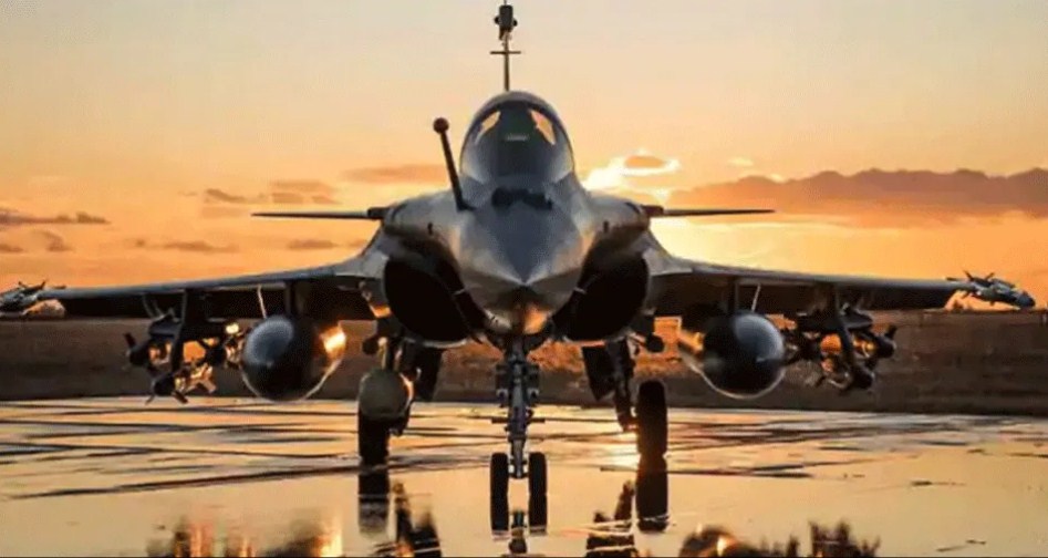 Rajnath Singh to formally induct Rafale fighter jets into IAF on September 10, French Defence Minister also invited