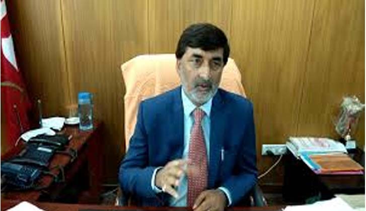 DC Kishtwar withholds salary of Tehsildars