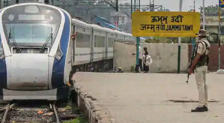 Covid-19 testing ramped up at Jammu Railway station