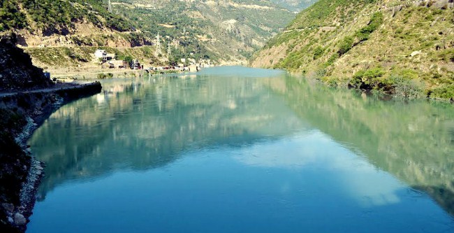 Lady doctor falls into River Chenab in Jammu's Akhnoor, rescued