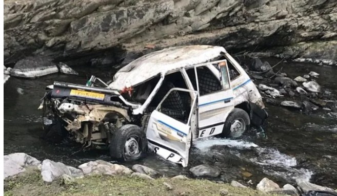 Car falls into 200 feet deep gorge in Ramban, 2 killed