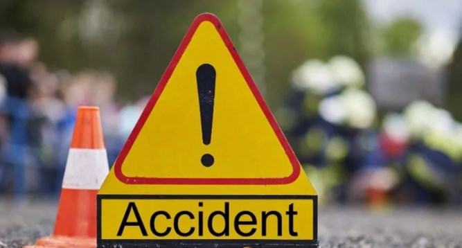 Parents, grandmother of IPS officer serving in Ladakh killed in road accident in Chhattisgarh 