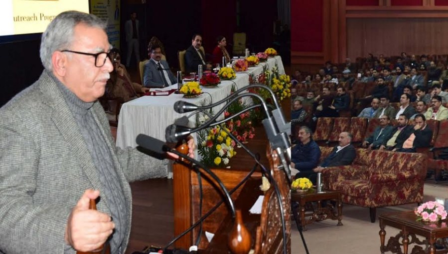Advisor Khan urges participants to enrich themselves with latest technologies for people’s welfare