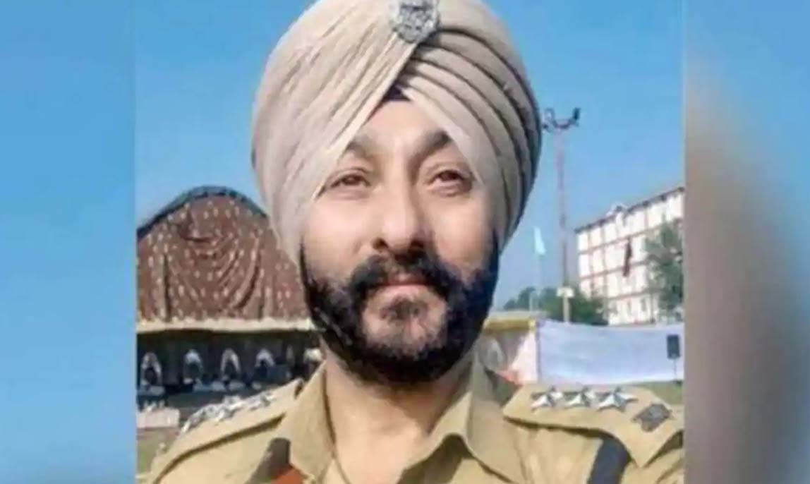 'No separate file for promotion of Davinder Singh ever been processed': JK Home Department