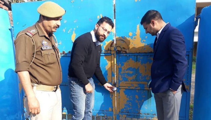 Samba admin seals School for defying orders