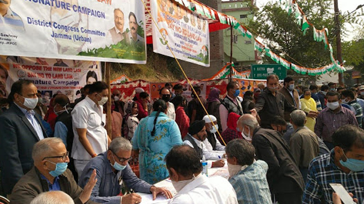 J&K Congress launches signature campaign against farm, land laws