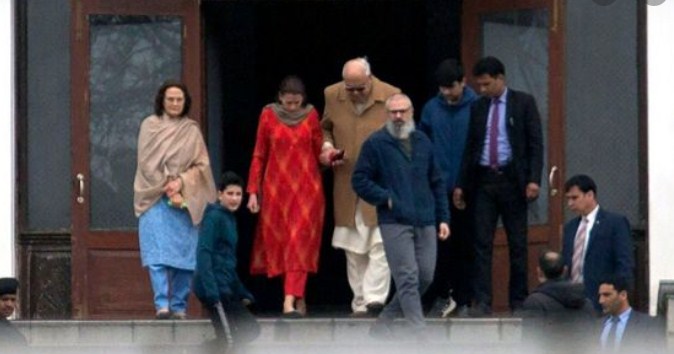 Release Omar Abdullah soon, or will hear his sister’s plea: Supreme Court to Centre