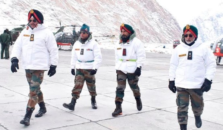 Northern Army Commander Visits Siachen