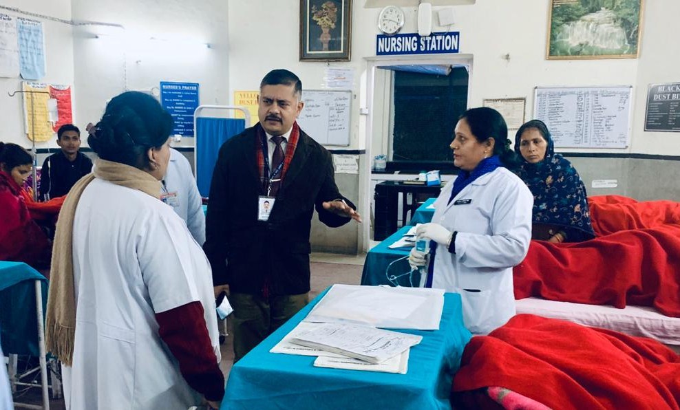 Administrator leads night checking drive in Paediatrics and ENT wings of SMGS Hospital