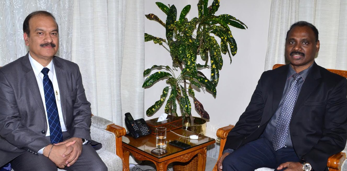 VC Jammu University meets Lt. Governor