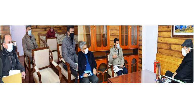 Advisor Baseer Khan reviews preparedness of KPDC for 2nd spell of snowfall in Valley