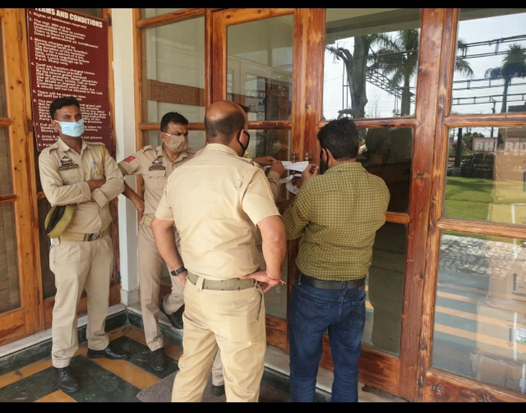 Bharat Grand Banquet hall at Greater Kailash in Jammu sealed, Goods worth 40 Lakh Recovered 