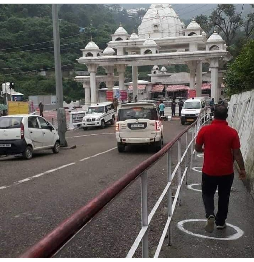 As Vaishno Devi Yatra reopens for 2000 pilgrims, 3 members of Mahant family test positive 