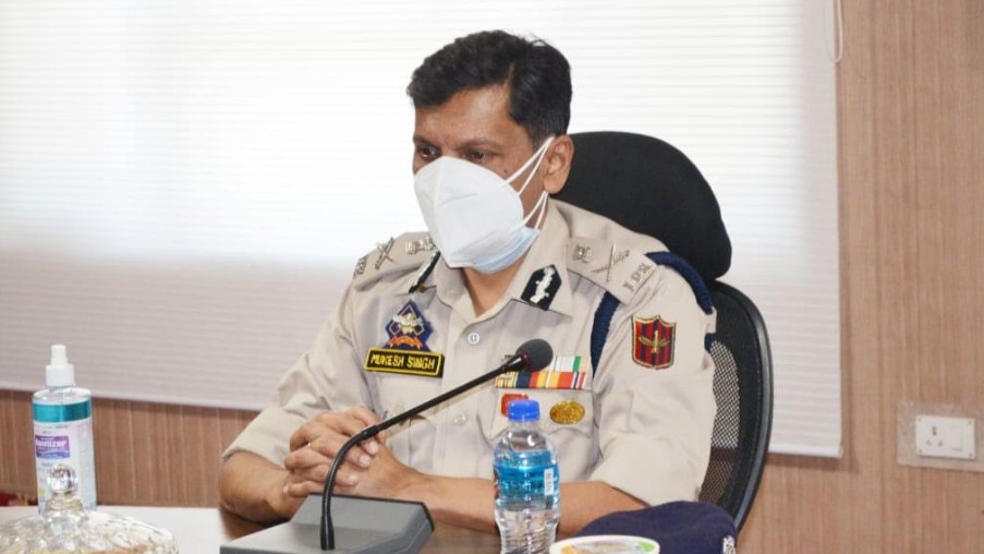  ADGP Jammu reviews the functioning of district Police Rajouri 