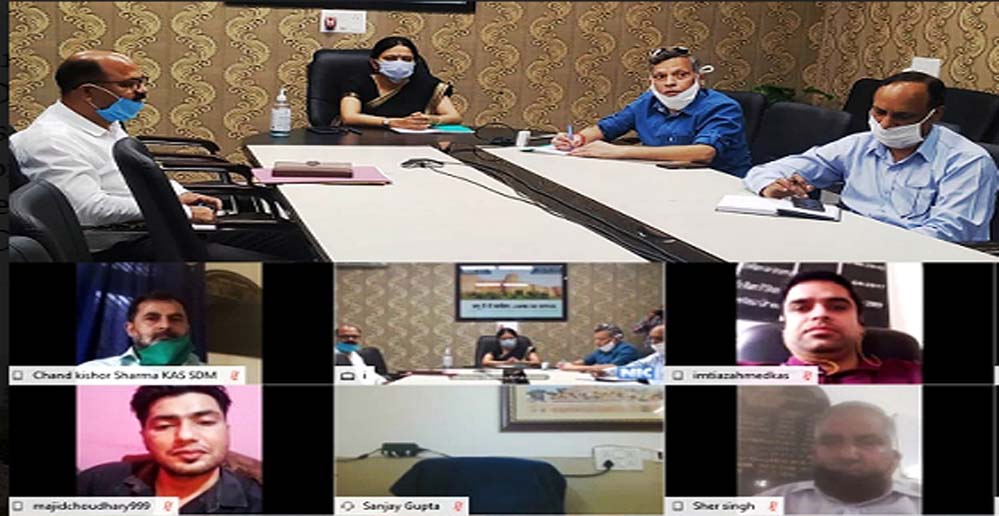DC Jammu reviews issuance of Domicile certificates in Tehsils