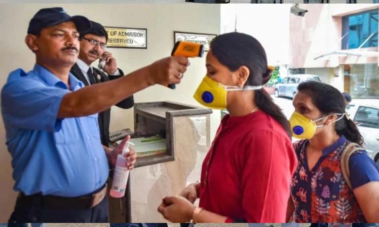 Centre revises coronavius COVID-19 patient discharge rules. All you should know