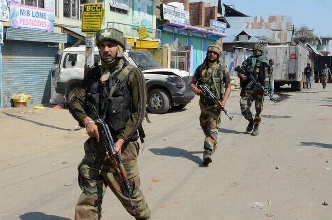 Army commando killed while withdrawing from Pulwama Encounter 