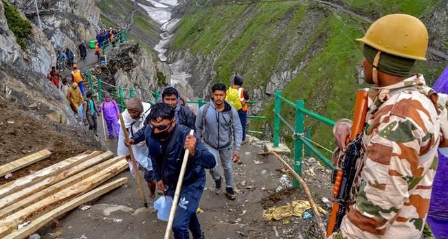 No threat to Amarnath Yatra, but sticky bombs a new challenge: J-K DGP
