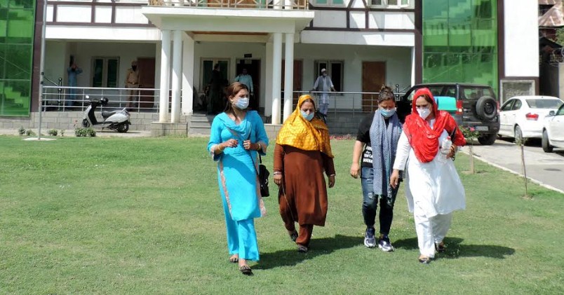 701 new COVID-19 cases reported in J&K today; 139 from Jammu and 562 from Kashmir division, Total cases now at 33,776 