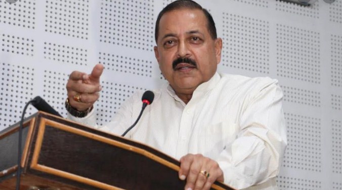 Dr Jitendra announces doorstep Life Certificate for pensioners