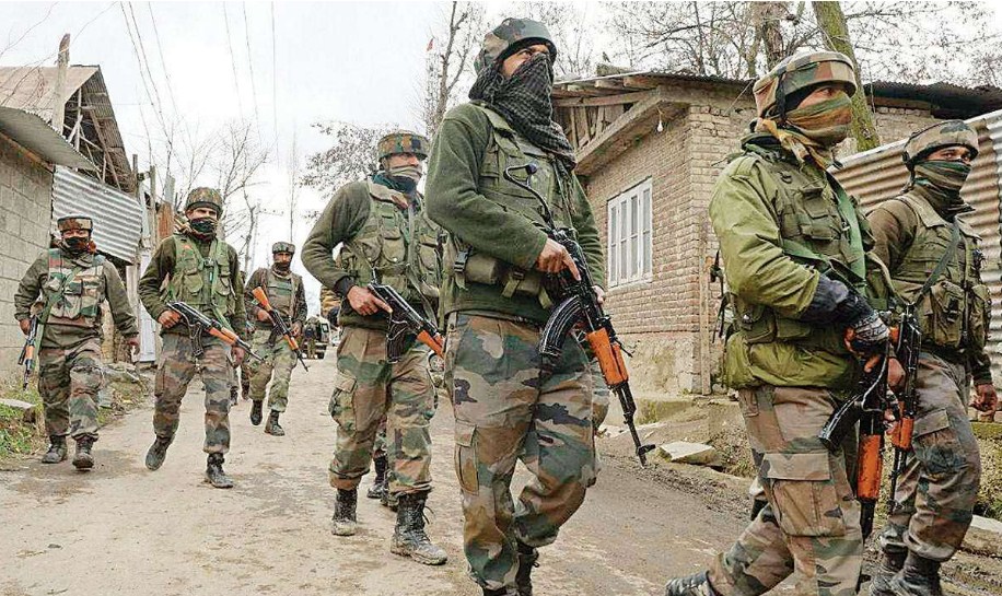 Top Jaish commander among 3 reportedly trapped terrorists as gunbattle breaks out in J&K's Tral