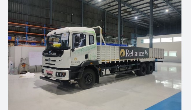 Reliance unveils India's first hydrogen combustion engine technology for heavy-duty trucks