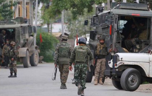 Two Jaish OGWs arrested in Pulwama   