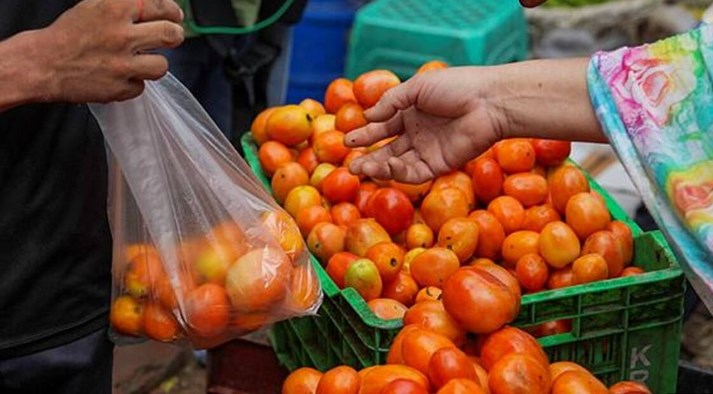 Tomato prices to stabilise within next 15 days once crop start arriving from Himachal to Delhi: Govt