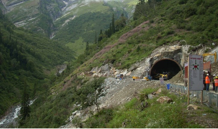 Tunnels across major passes in Ladakh in offing; to cost Rs 5,000 cr
