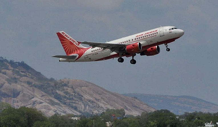 International commercial passenger flights to remain suspended till April 30