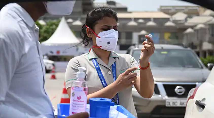 Over 2.75 crore unutilised vaccine doses still available with states, private hospitals: Govt