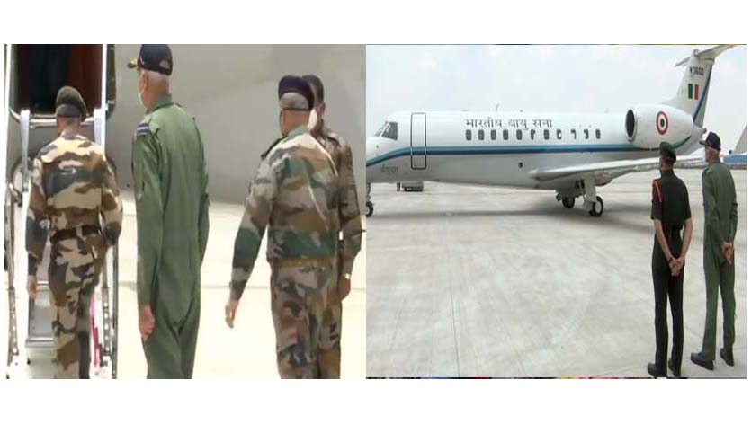 Army Chief Gen Naravane Leaves For Ladakh To Review On-Ground Situation