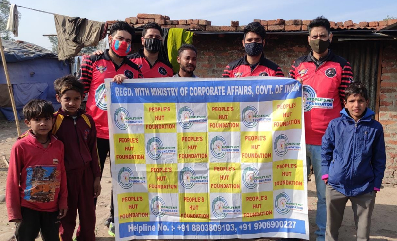 Volunteers of People’s Hut Foundation distributed Warm Clothes in Jammu Slums