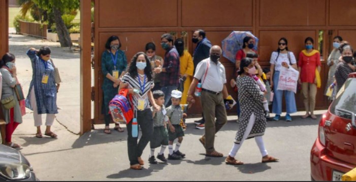 COVID: Over 2,500 new cases, 33 fatalities in last 24 hours; active cases rise to 15,079