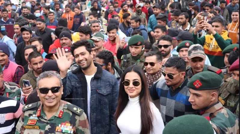 No words can describe beauty of Kashmir: Bollywood celebs in Uri