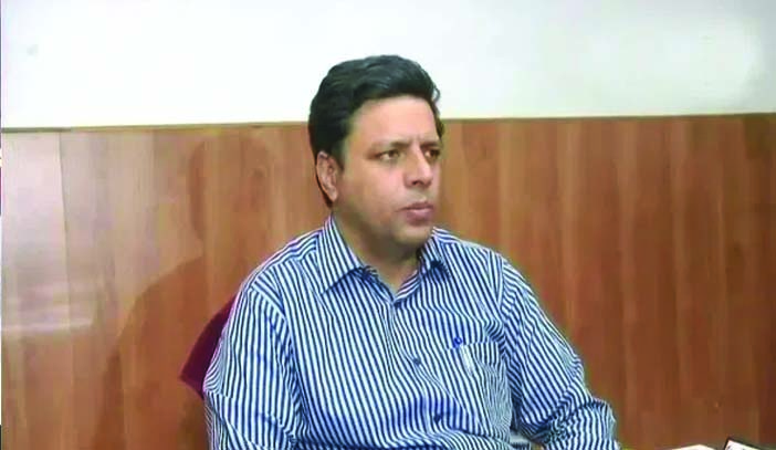 Div Com reviews various on-going physical progress projects in Jammu