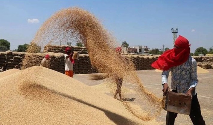 COVID-19: Centre announces Rs 1.7 lakh crore package for poor, Rs 50 lakh medical cover for coronavirus fighters