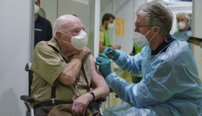Some estimates suggest up to 41% of COVID-19 patients show no symptoms - WHO expert