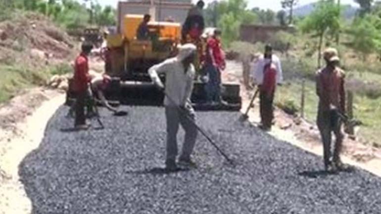 Resumption of road construction work in J&K’s Rajouri brings back employment to labourers
