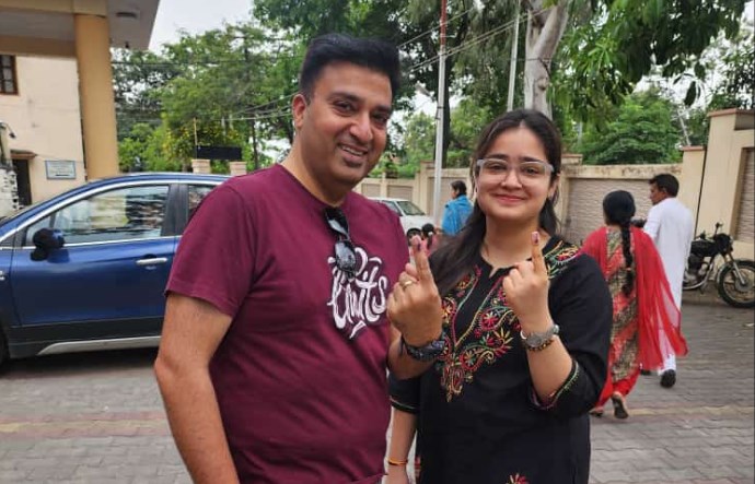 LS Polls Phase II: Jammu PC records over 42.88% voter turnout till 1:00 pm