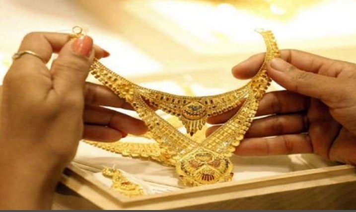 No penalty on jewellers for non-compliance of mandatory gold hallmarking till August: Govt